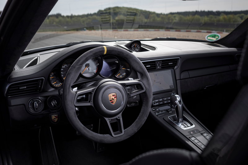 Illustration for article titled Put These Very Good 2019 Porsche 911 GT3 RS Photos In Your Life